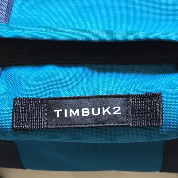 Timbuk2 Custom Small Classic Messenger Bag - Picture 2 of 7